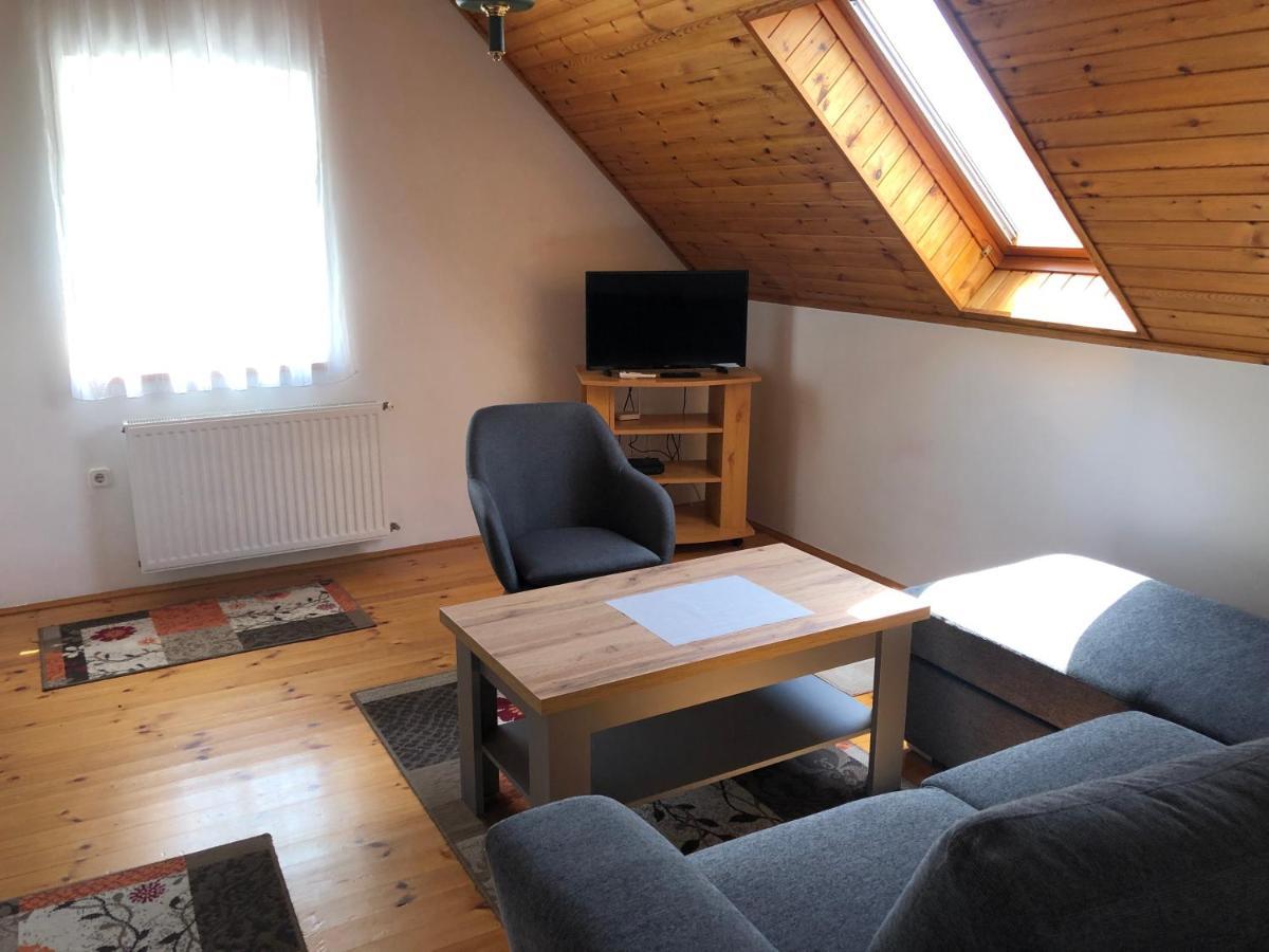 Pacsirta Apartman Ленті Екстер'єр фото