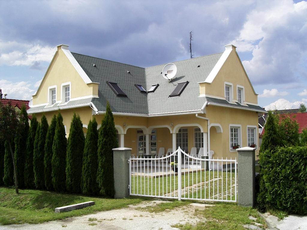 Pacsirta Apartman Ленті Номер фото